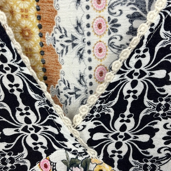 Kori America Womens Tunic L Pink Black Gold Boho Fit & Flare Lace Bell Sleeves - Picture 6 of 13